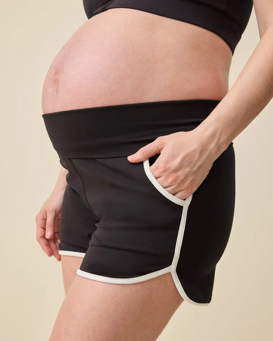 Active Maternity & Postpartum Short | Black