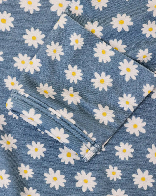 Bamboo Knotted Baby Gown & Hat | Blue Daisies
